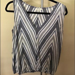 Sleeveless tank